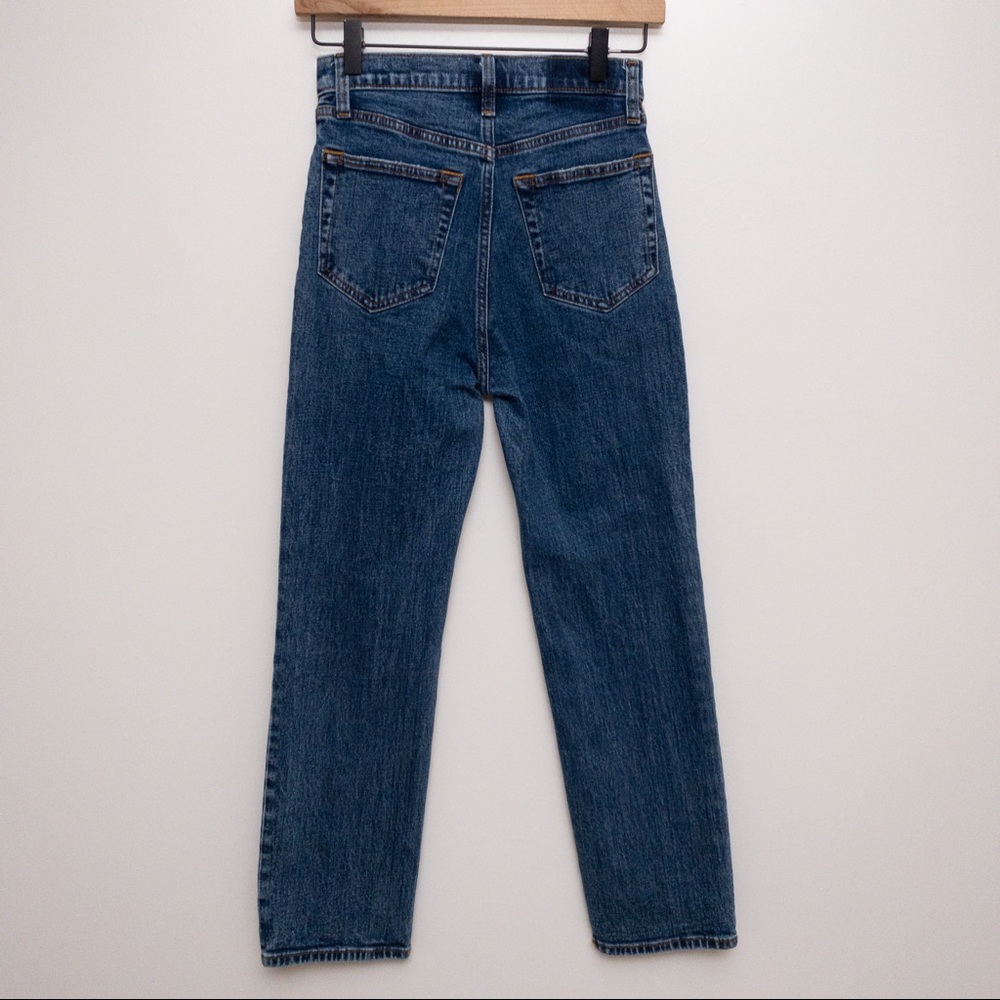 ABERCROMBIE & FITCH Ultra High Rise Ankle Straight Jeans Medium Wash Size 0 / 25 - Picture 4 of 9